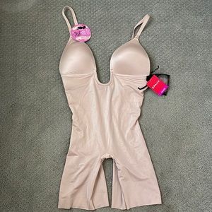 Spanx shapewear size medium